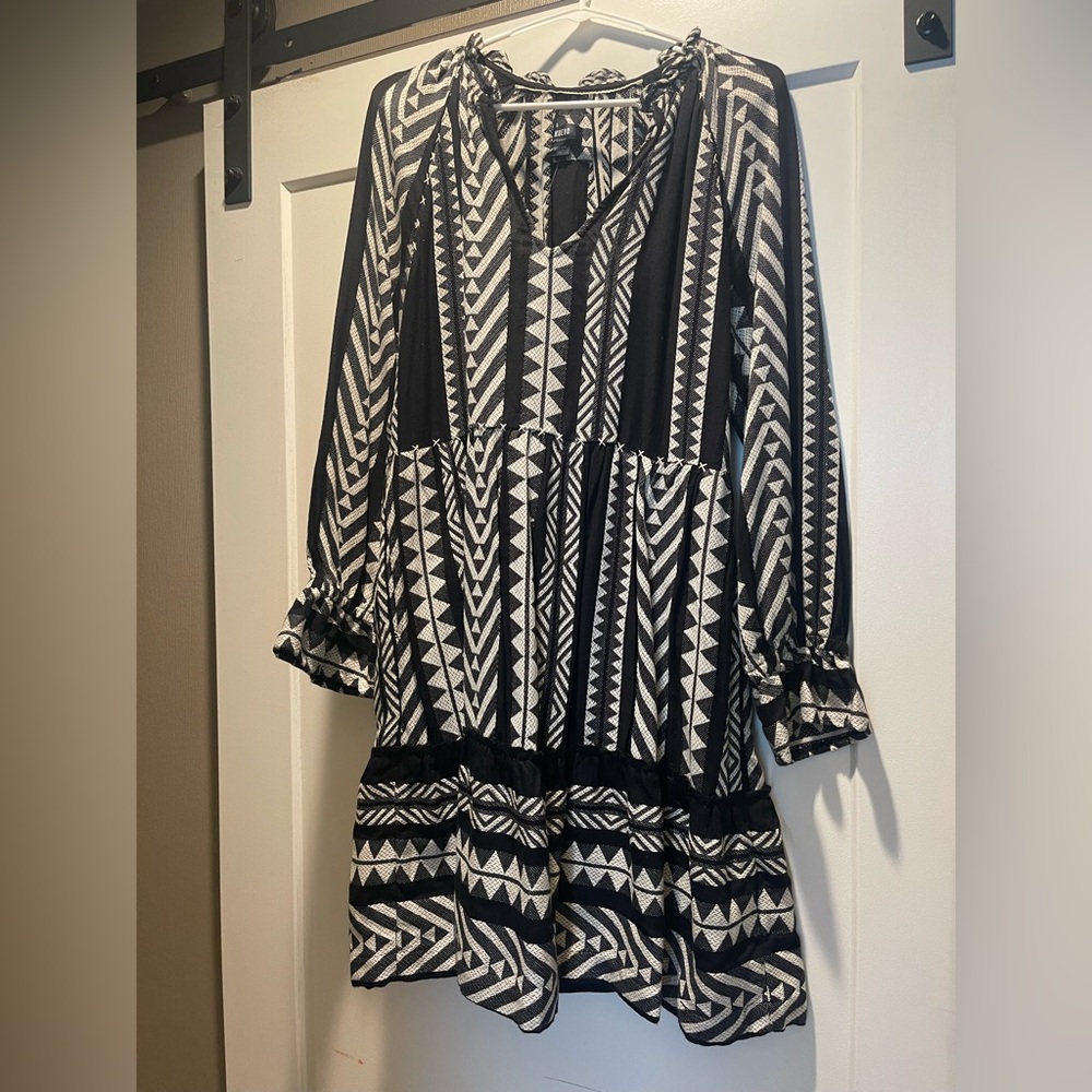 Maeve Monochrome Geometric Long Sleeve Dress